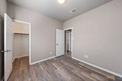 8016 Hawthorn, Temple, TX 76502 - Photo 6