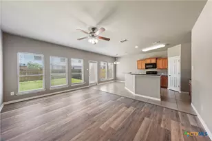 8016 Hawthorn, Temple, TX 76502 - Photo 8