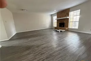 114 Kreekview Dr, Victoria, TX 77904 - Photo 2
