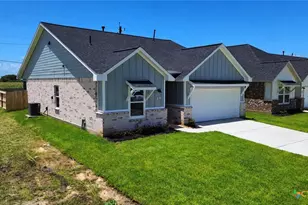 304 Cardinal Dr, Port Lavaca, TX 77979 - Photo 2