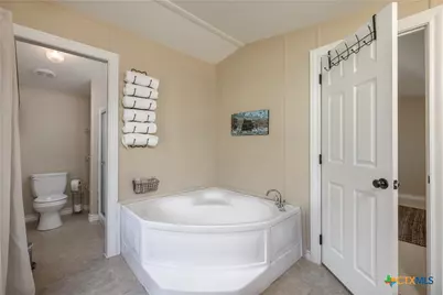 2301 Wegner Road, New Braunfels, TX 78132 - Photo 14