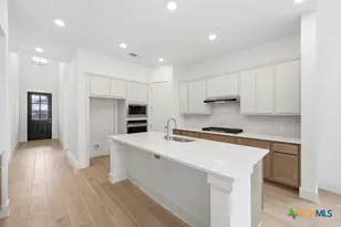 2553 High Ground, San Antonio, TX 78245 - Photo 2