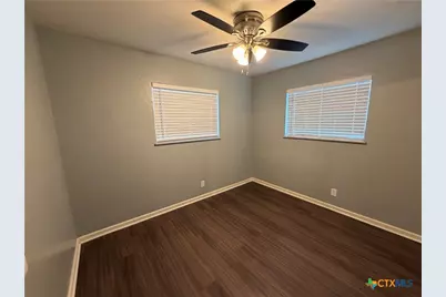 3205 Swan Drive, Victoria, TX 77901 - Photo 6