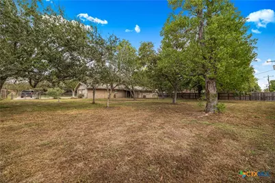 302 Brooks Road, Victoria, TX 77904 - Photo 24
