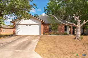 516 Denise Dr, New Braunfels, TX 78130 - Photo 2