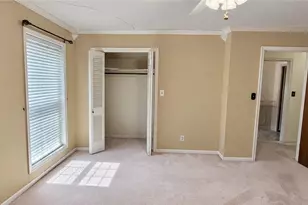 303 Milton St, Victoria, TX 77901 - Photo 28