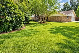 303 Milton St, Victoria, TX 77901 - Photo 6