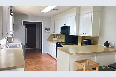 611 Rosenthal Road, Lorena, TX 76655 - Photo 8