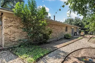 611 Rosenthal Rd, Lorena, TX 76655 - Photo 2
