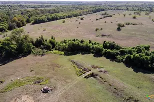 2379 Spring Valley Rd, Lorena, TX 76655 - Photo 4