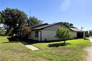 2379 Spring Valley Rd, Lorena, TX 76655 - Photo 10