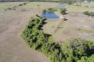 2379 Spring Valley Rd, Lorena, TX 76655 - Photo 6