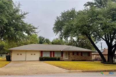 110 E Upshaw Avenue, Temple, TX 76501 - Photo 2