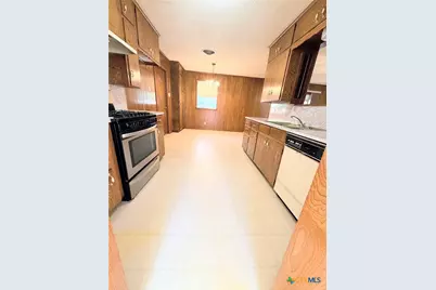110 E Upshaw Avenue, Temple, TX 76501 - Photo 14