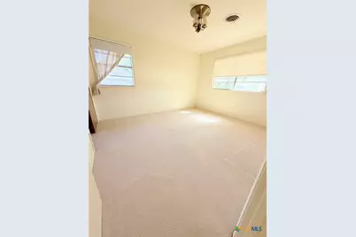 110 E Upshaw Avenue, Temple, TX 76501 - Photo 10
