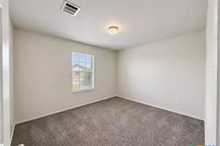 408 E Vega Ln, Killeen, TX 76542 - Photo 2