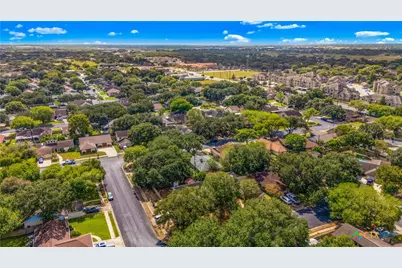112 Laguna Drive, Victoria, TX 77904 - Photo 32