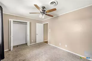 112 Laguna Dr, Victoria, TX 77904 - Photo 10