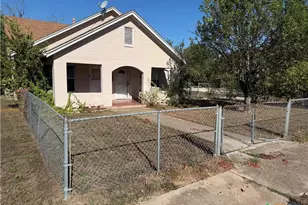 318 S 29th St, Temple, TX 76504 - Photo 1