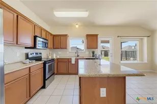2201 Isabelle Dr, Copperas Cove, TX 76522 - Photo 8
