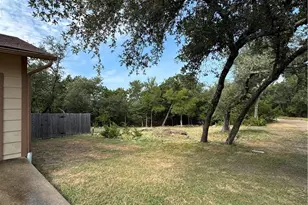 15 Cliffside Dr, Morgans Point Resort, TX 76513 - Photo 24