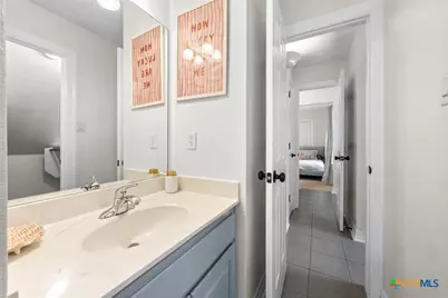 450 Three Oaks Road, Seguin, TX 78155 - Photo 32