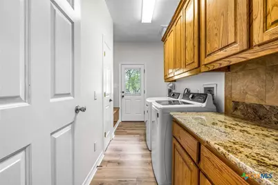 450 Three Oaks Road, Seguin, TX 78155 - Photo 40
