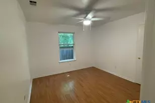107 1st St, San Marcos, TX 78666 - Photo 8
