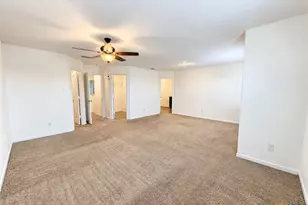 3985 Prairie Crk, New Braunfels, TX 78132 - Photo 14