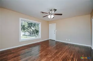 1503 E Virginia Ave, Victoria, TX 77901 - Photo 8