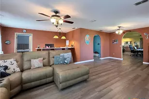 450 W Kruse Ave, Port Lavaca, TX 77979 - Photo 8
