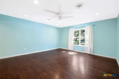 1422 Mockingbird Lane, Seguin, TX 78155 - Photo 4