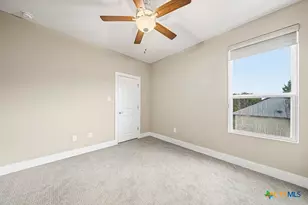 605 Creekside Cmn, New Braunfels, TX 78130 - Photo 30