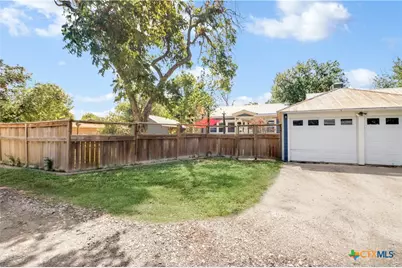 966 Bismark Street, Seguin, TX 78155 - Photo 40