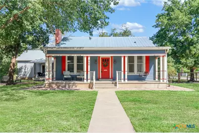 966 Bismark Street, Seguin, TX 78155 - Photo 2
