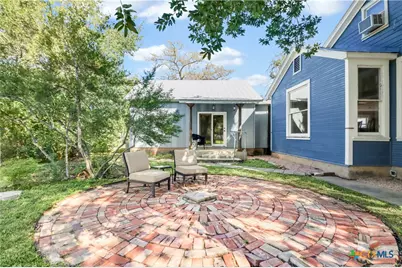 966 Bismark Street, Seguin, TX 78155 - Photo 4