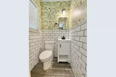 306 Angus Street, Victoria, TX 77904 - Photo 22