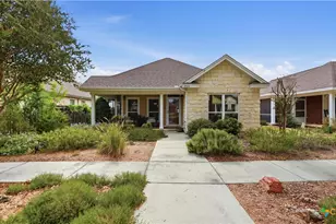 2022 Cotton Blvd, New Braunfels, TX 78130 - Photo 2