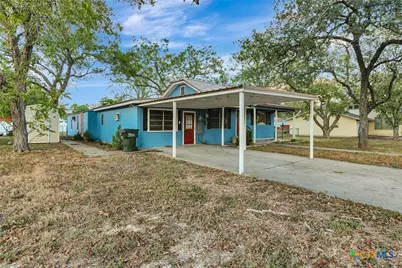 105 Ward Street, Cuero, TX 77954 - Photo 2