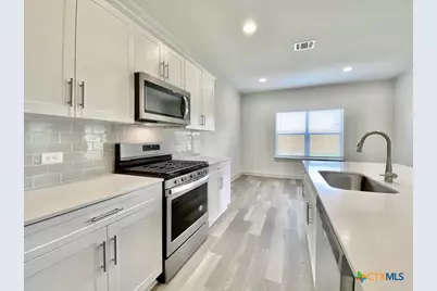 1001 Winnsboro Loop, Round Rock, TX 78664 - Photo 12