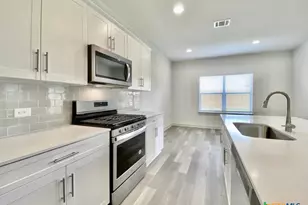 1001 Winnsboro Loop, Round Rock, TX 78664 - Photo 12