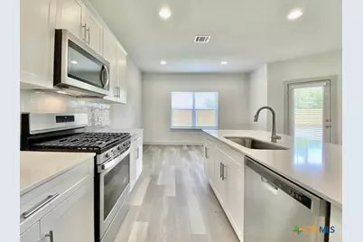 1001 Winnsboro Loop, Round Rock, TX 78664 - Photo 6