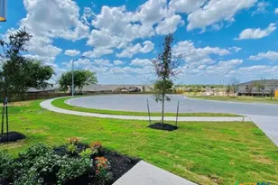 1001 Winnsboro Loop, Round Rock, TX 78664 - Photo 4