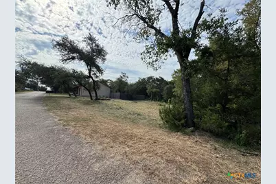 17 Cliffside Circle, Morgans Point, TX 76513 - Photo 4
