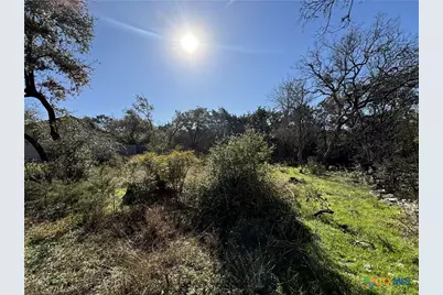 17 Cliffside Circle, Morgans Point, TX 76513 - Photo 1