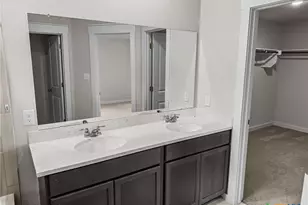 916 Gray Cloud Dr, New Braunfels, TX 78130 - Photo 6