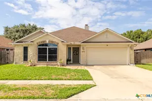 305 Waterstone, Victoria, TX 77901 - Photo 1