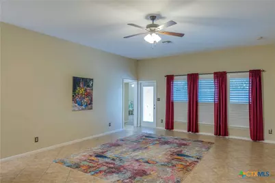 305 Waterstone, Victoria, TX 77901 - Photo 10