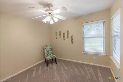 305 Waterstone, Victoria, TX 77901 - Photo 20