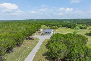 2555 County Rd 1139, Lampasas, TX 76550 - Photo 24